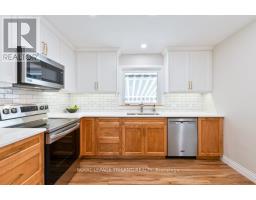 454 JELLICOE CRESCENT - 10