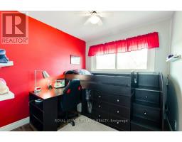 454 JELLICOE CRESCENT - 16