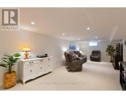 454 JELLICOE CRESCENT - 19