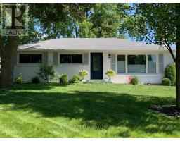 454 JELLICOE CRESCENT - 34