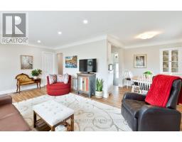 454 JELLICOE CRESCENT - 6