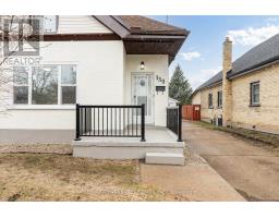 139 MAMELON STREET - 3