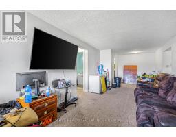 17 - 1096 JALNA BOULEVARD - 7