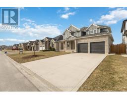 85 MILL POND CRESCENT - 2