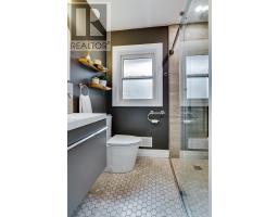 30 FRANKLIN AVENUE - 19