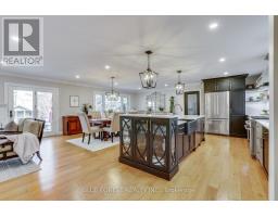 30 FRANKLIN AVENUE - 3