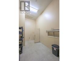 50 STONEHENGE ROAD - 18