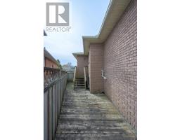 50 STONEHENGE ROAD - 23