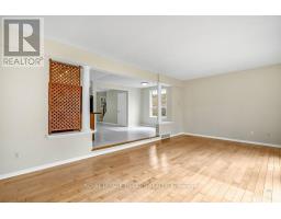 215 ROSSMORE COURT - 14