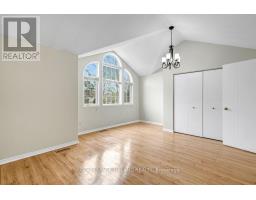 215 ROSSMORE COURT - 25