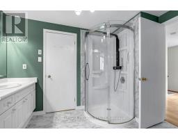 215 ROSSMORE COURT - 32