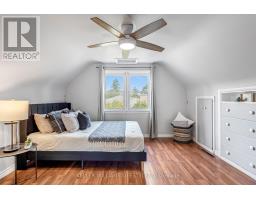 943 DEARNESS DRIVE - 27