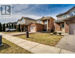 1970 FOXRIDGE CRESCENT - 2