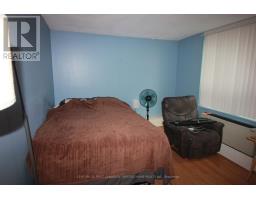 305 - 155 KENT STREET - 11