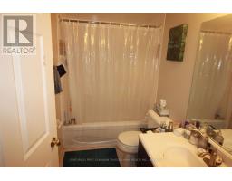 305 - 155 KENT STREET - 14