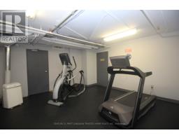 305 - 155 KENT STREET - 17