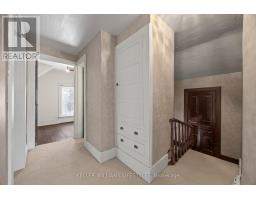 136 QUEEN STREET - 25