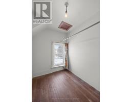 136 QUEEN STREET - 30