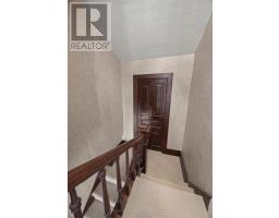 136 QUEEN STREET - 33