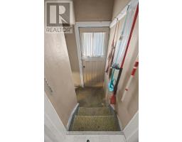 136 QUEEN STREET - 35