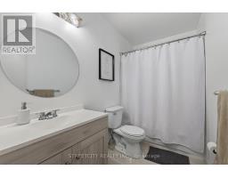 696 VILLAGE GREEN AVENUE - 31