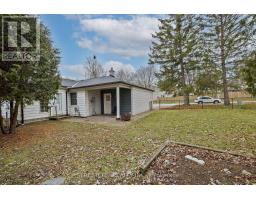 696 VILLAGE GREEN AVENUE - 39