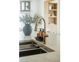 52 ROYAL CRESCENT - 20