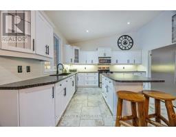 139 SKYLINE AVENUE - 12