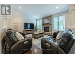 139 SKYLINE AVENUE - 8