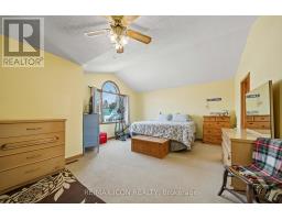 227 WILLIAM STREET E - 15