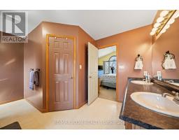 227 WILLIAM STREET E - 19