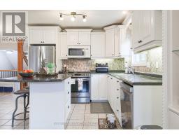 1908 CORONATION DRIVE - 17