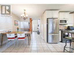 1908 CORONATION DRIVE - 19