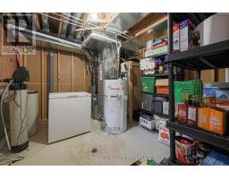 1908 CORONATION DRIVE - 34