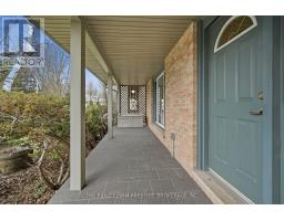 126 GARDENVALE CRESCENT - 4