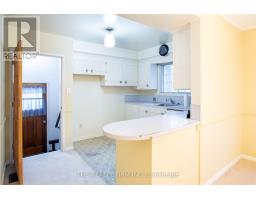 78 STRATHCONA DRIVE - 15