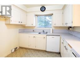 78 STRATHCONA DRIVE - 16