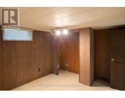 78 STRATHCONA DRIVE - 37