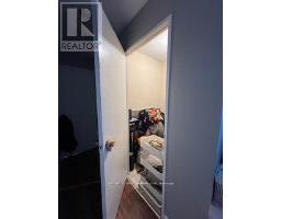 305 - 1106 JALNA BOULEVARD - 12