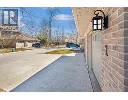 1 - 70 GLENROY ROAD - 40