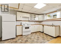 6 SPARTAN DRIVE - 32