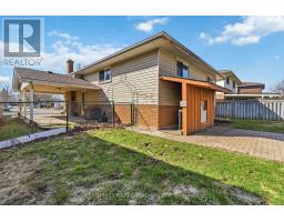 6 SPARTAN DRIVE - 43