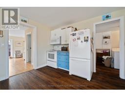 18 BISMARK STREET - 17