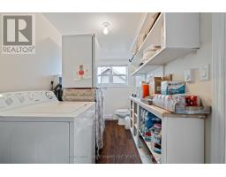 18 BISMARK STREET - 21