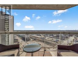 1805 - 323 COLBORNE STREET - 22