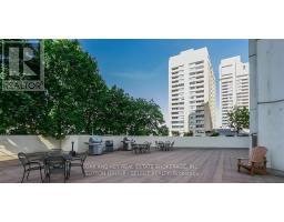 1805 - 323 COLBORNE STREET - 36