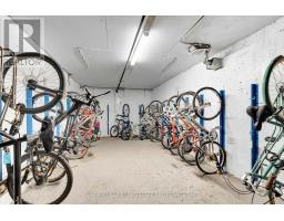 1805 - 323 COLBORNE STREET - 45