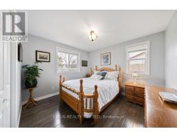 3134 QUEEN STREET - 15