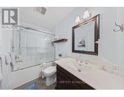 3134 QUEEN STREET - 16