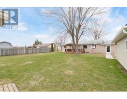 3134 QUEEN STREET - 32